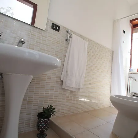 فندق مبيت وإفطار Zo. Ne. Baroque 3*