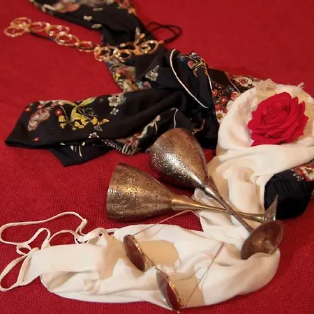 Zo. Ne. Baroque ليتشي