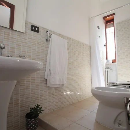 Bed and Breakfast Zo. Ne. Baroque Λέτσε