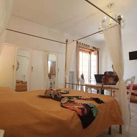 Zo. Ne. Baroque 3* Lecce