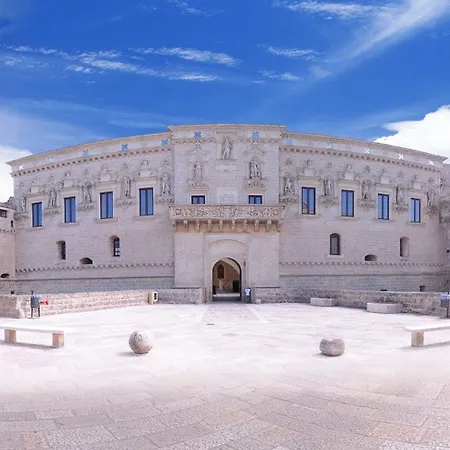 Zo. Ne. Baroque Λέτσε