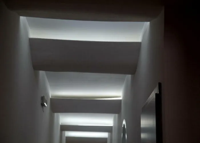 Zo. Ne. Baroque 3* לצ'ה